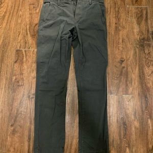 Gray Urban Pipeline Chinos men’s size 32/32
